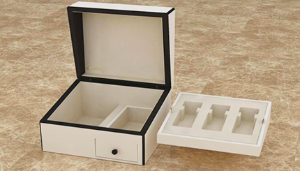 <span style="font-size:16px;">Lether Boxes</span>